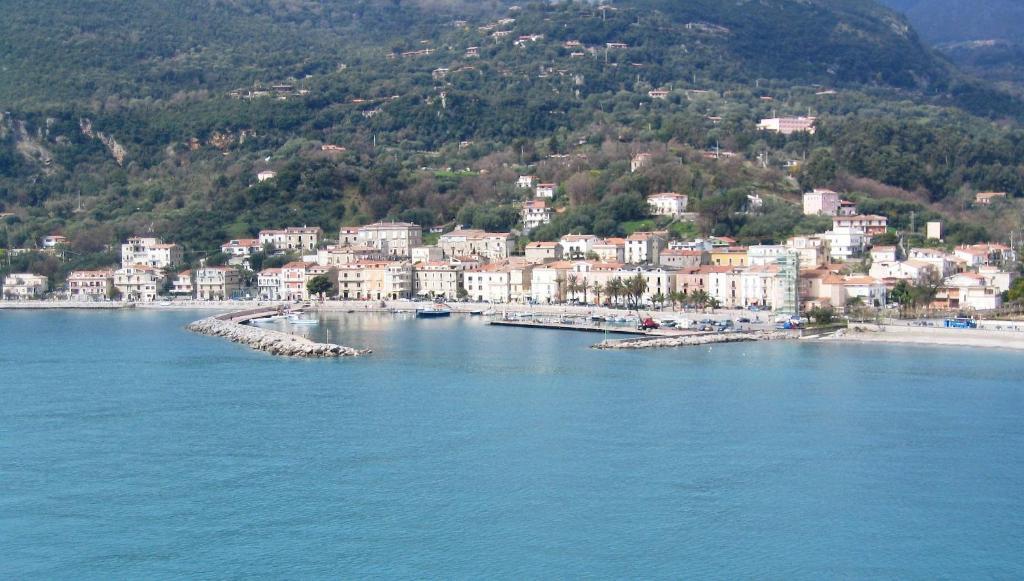 Hotel Ristorante Cavaliere Scario Bagian luar foto